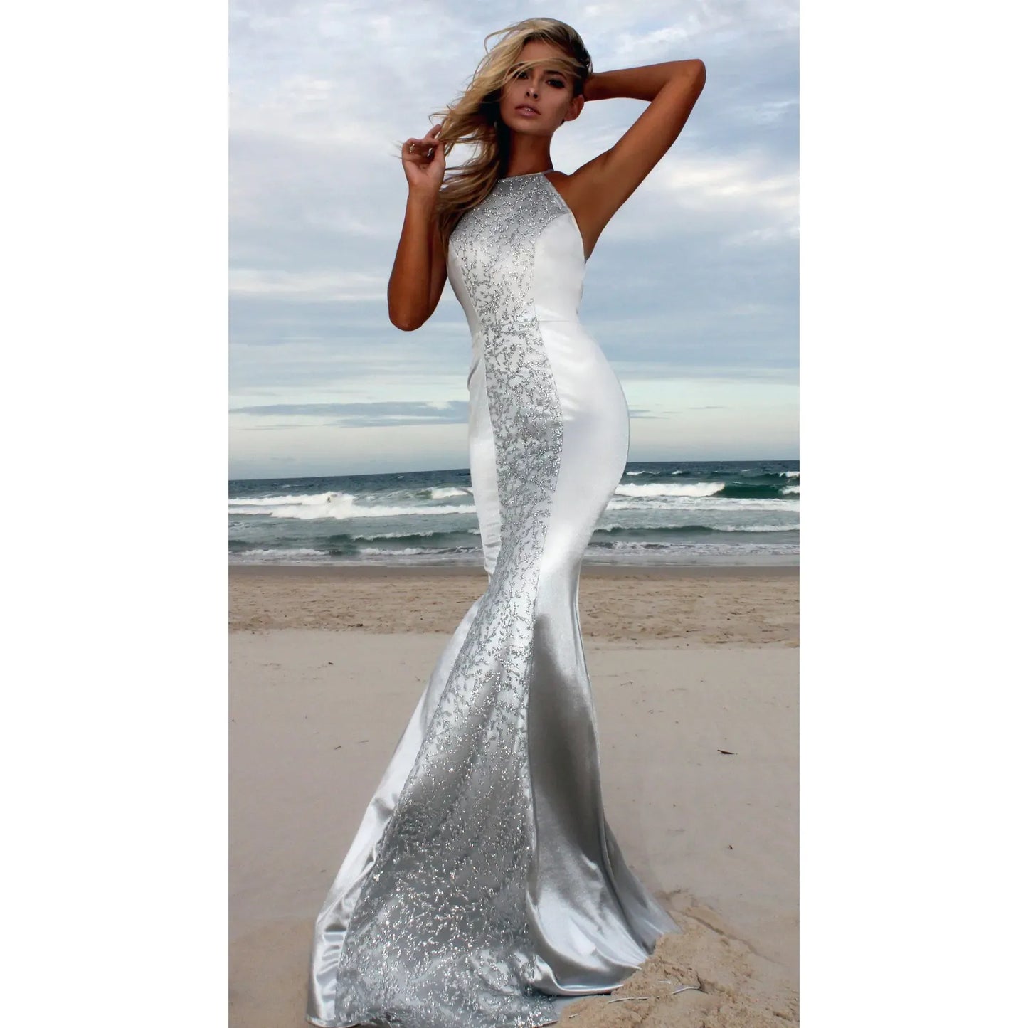 Sexy Backless Dress with Halter Neck Long Skirt