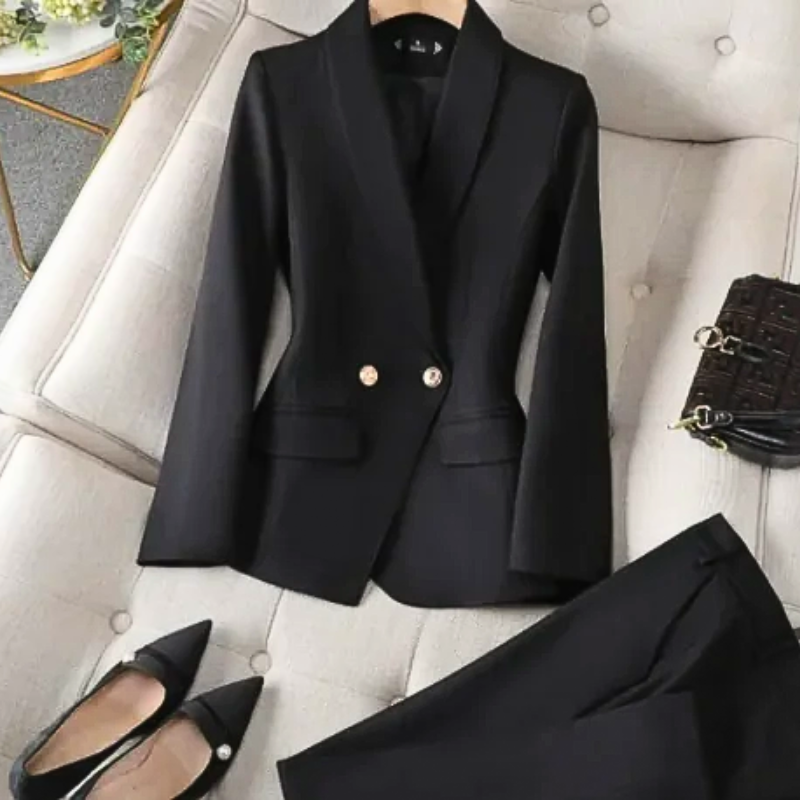 Aurora Executive Suit