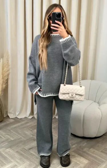 Elowen – Minimalist Solid-Color Two-Piece Set