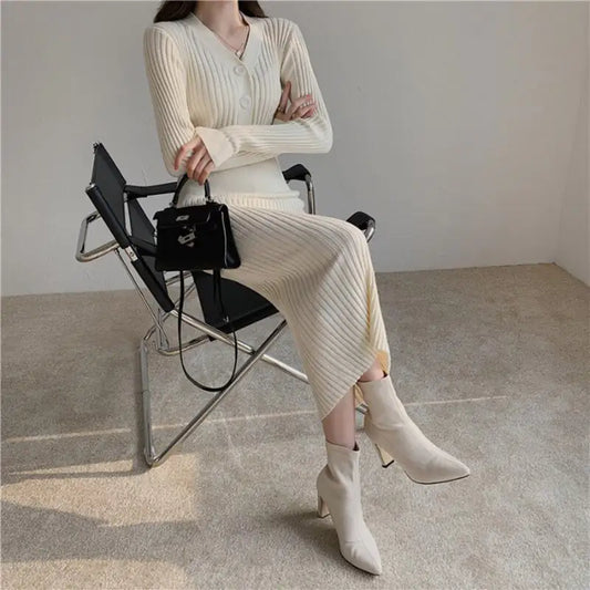 Livia Knitted Long-Sleeved Elegant Dress ✨