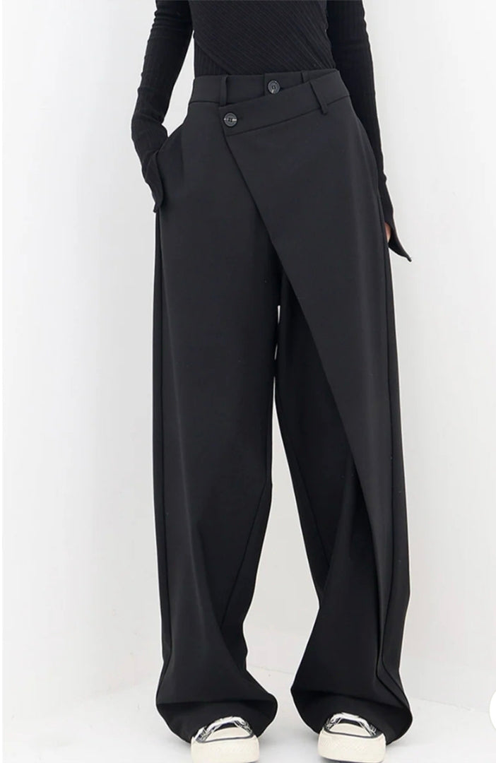 Arlena – Asymmetrical Baggy Pants