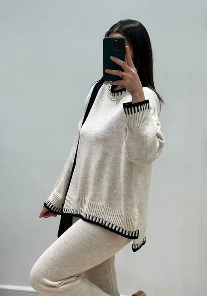 Elowen – Minimalist Solid-Color Two-Piece Set