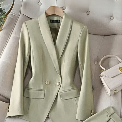 Aurora Executive Suit