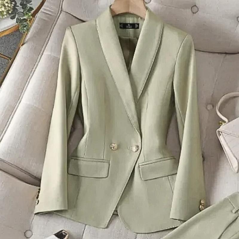 Aurora Executive Suit