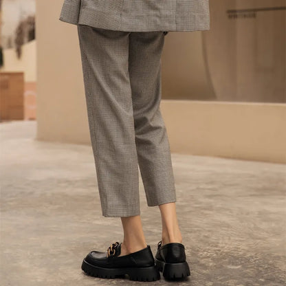 Althea – British Retro Leather Shoes & Necklace Set